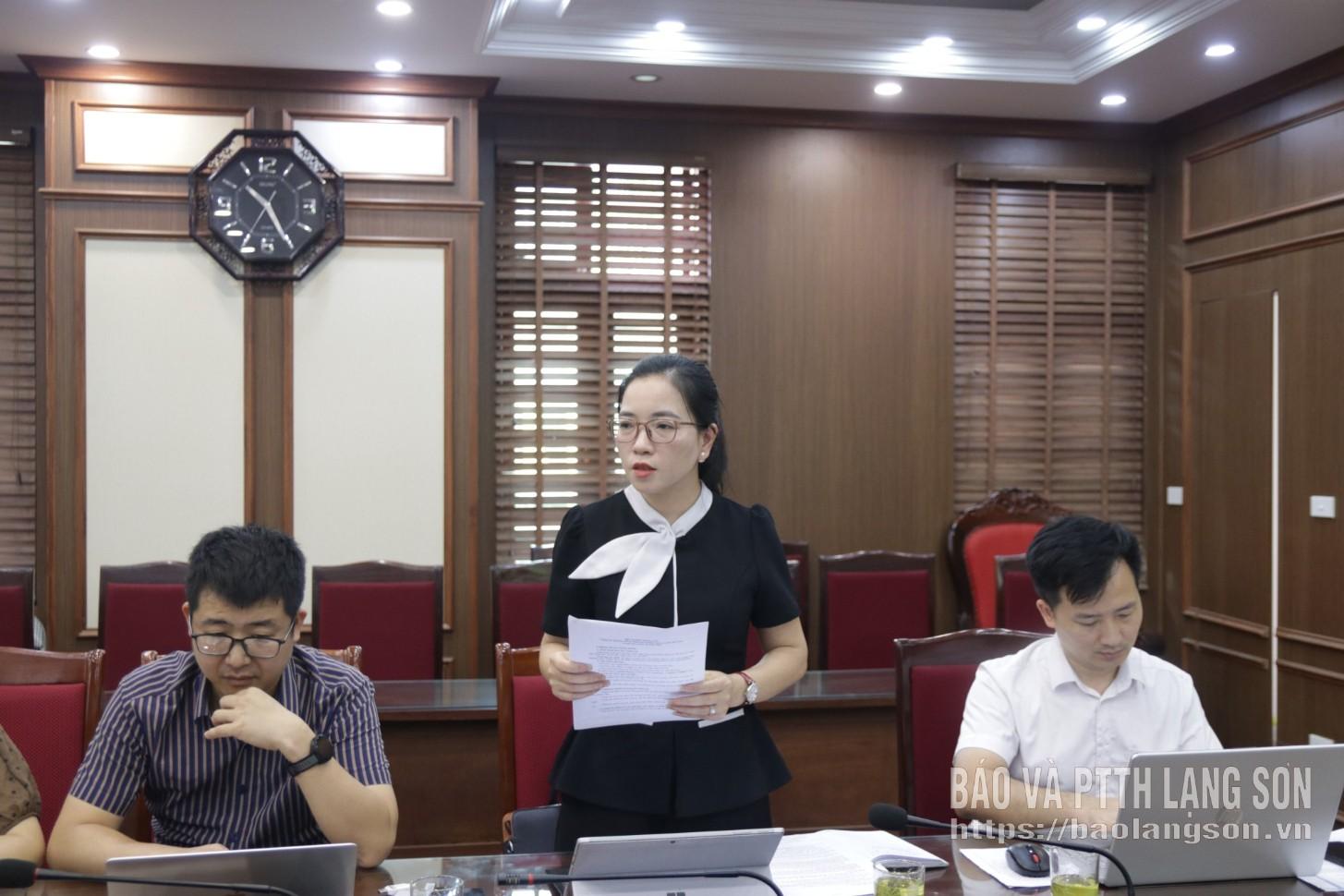 Lãnh đạo xã Cai Kinh báo cáo công tác phòng chống thiên tai trên địa bàn xã