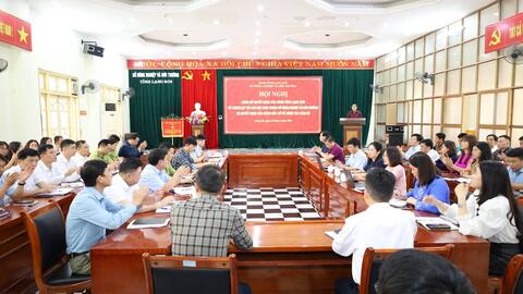 Công bố các quyết định về sắp xếp tổ chức bộ máy và công tác tổ chức cán bộ