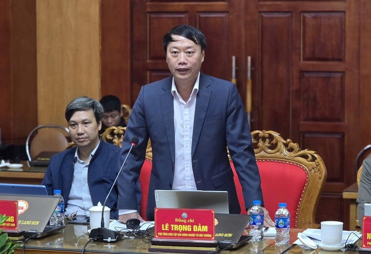 Tại buổi làm việc, đại diện lãnh đạo một số đơn vị của Bộ Nông nghiệp và Môi trường trao đổi, giải đáp các kiến nghị của tỉnh Lạng Sơn. Ảnh: Hoàng Nghĩa. Tại buổi làm việc, đại diện lãnh đạo một số đơn vị của Bộ Nông nghiệp và Môi trường trao đổi, giải đáp các kiến nghị của tỉnh Lạng Sơn. Ảnh: Hoàng Nghĩa.