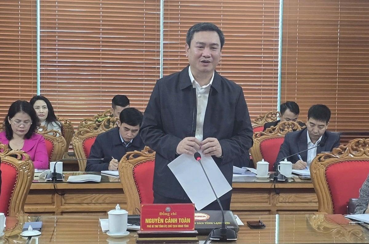 Chủ tịch UBND tỉnh Lạng Sơn Nguyễn Cảnh Toàn cho biết, buổi làm việc đặc biệt có ý nghĩa đối với tỉnh, đã giải đáp nhiều thắc mắc để tỉnh có thực hiện mô hình chính quyền 2 cấp được thuận lợi. Ảnh: Hoàng Nghĩa. Chủ tịch UBND tỉnh Lạng Sơn Nguyễn Cảnh Toàn cho biết, buổi làm việc đặc biệt có ý nghĩa đối với tỉnh, đã giải đáp nhiều thắc mắc để tỉnh có thực hiện mô hình chính quyền 2 cấp được thuận lợi. Ảnh: Hoàng Nghĩa.