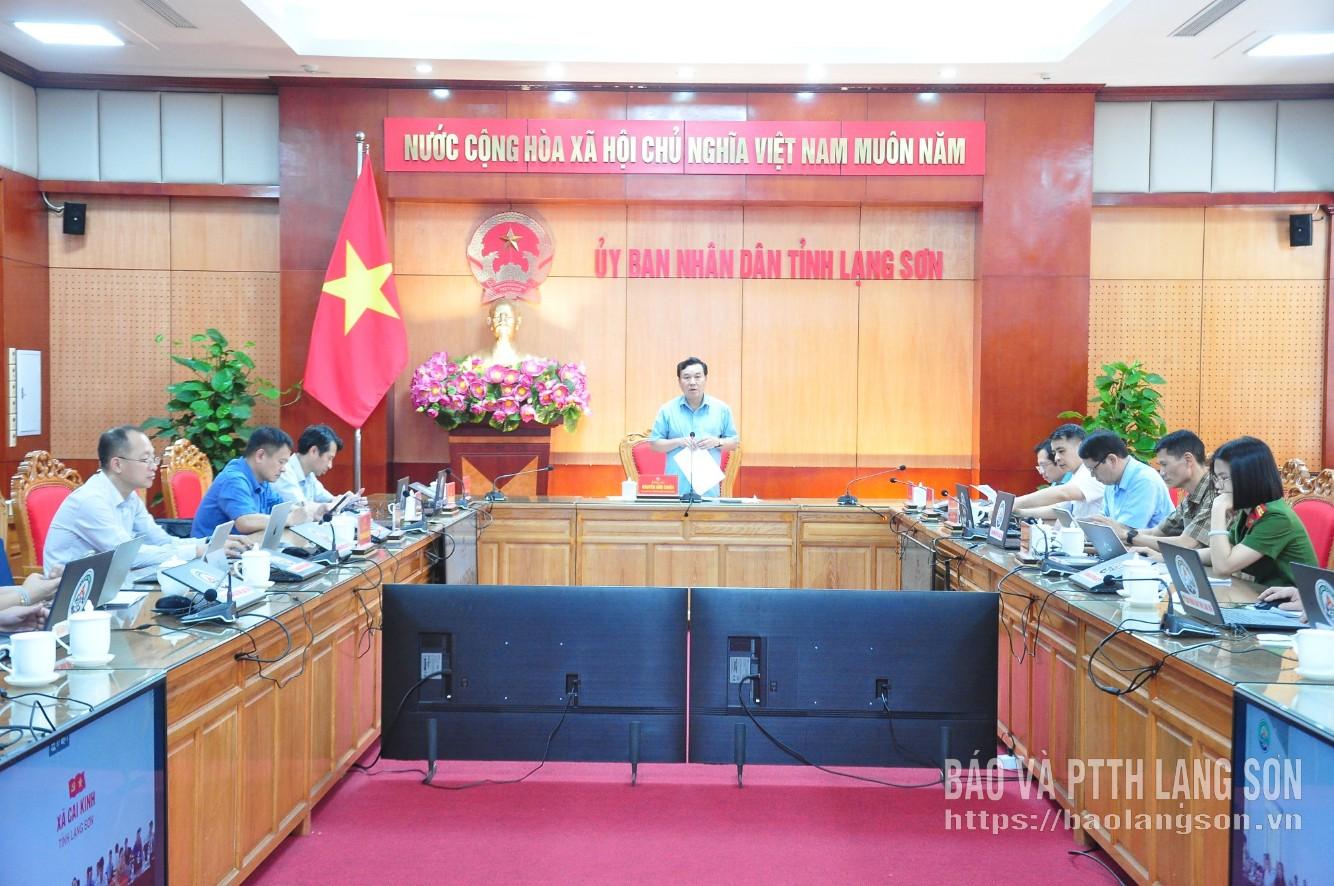 Lãnh đạo Sở Nông nghiệp và Môi trường phát biểu kết luận hội nghị