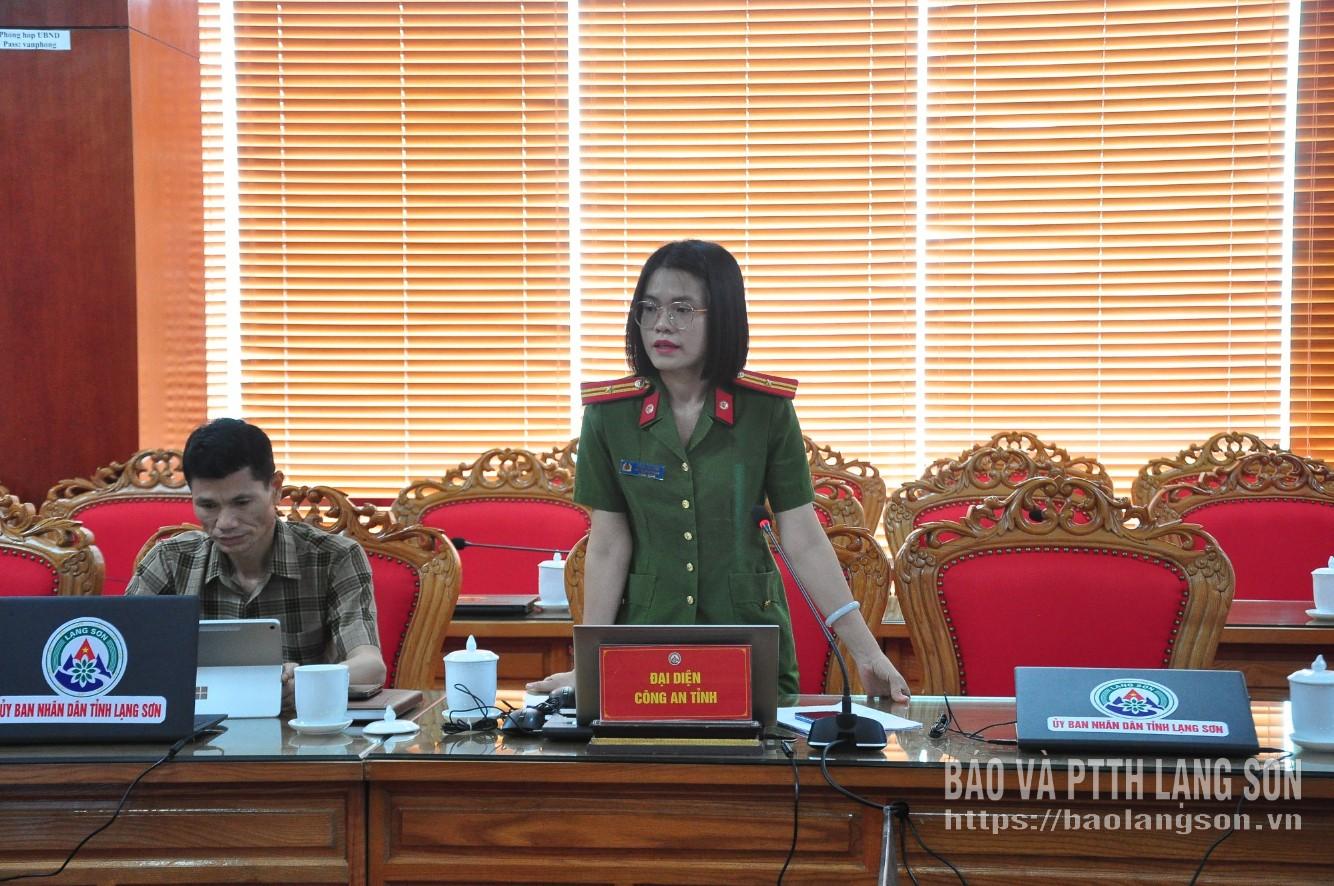 Đại diện Công an tỉnh phát biểu tại hội nghị