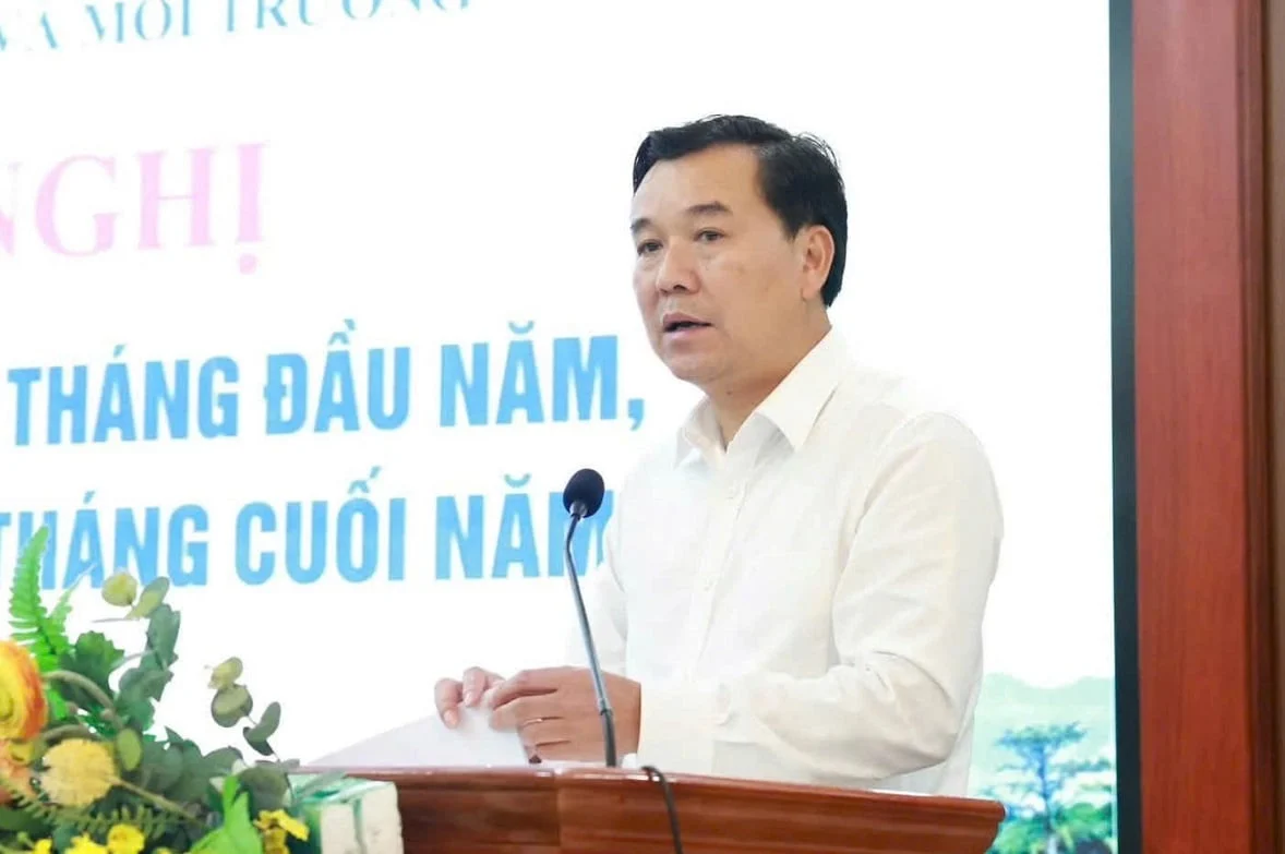 Giám đốc Sở Nông nghiệp và Môi trường Nguyễn Hữu Chiến chủ trì hội nghị. Ảnh: Hoàng Nghĩa. Giám đốc Sở Nông nghiệp và Môi trường Nguyễn Hữu Chiến chủ trì hội nghị. Ảnh: Hoàng Nghĩa.